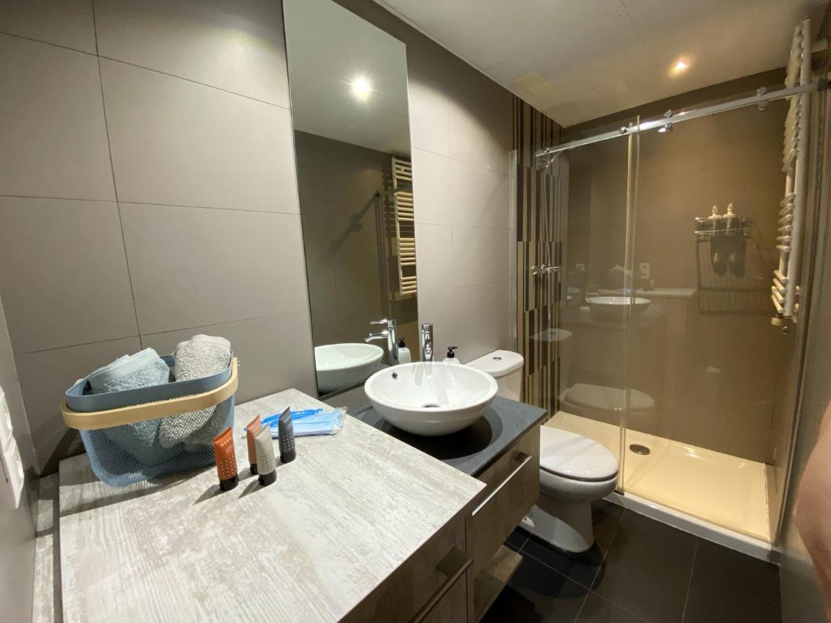 Suite Anna Zaragoza Exteriör bild