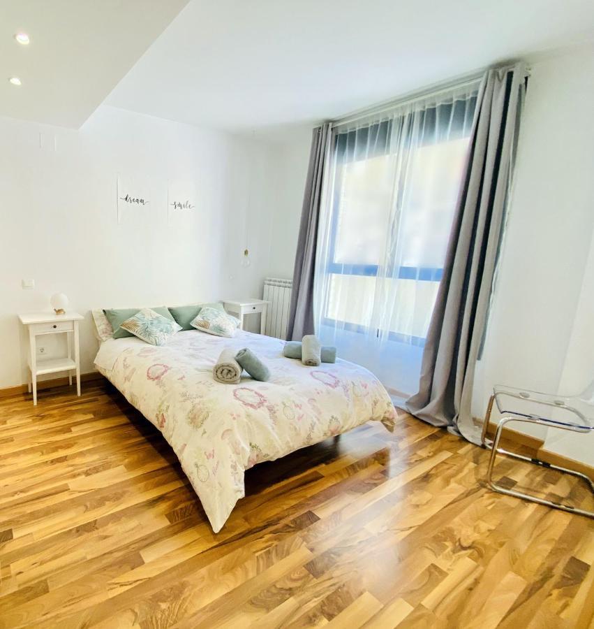 Suite Anna Zaragoza Exteriör bild